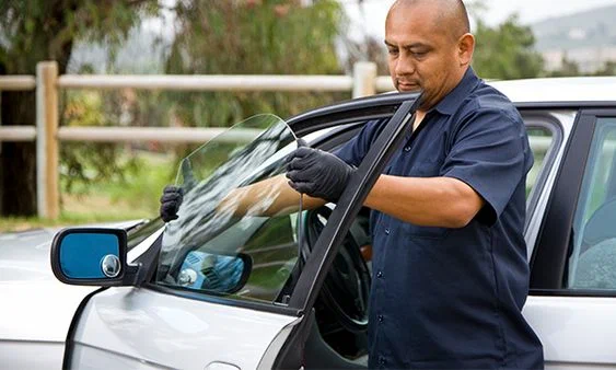 Certified Auto Glass Services Fayetteville, TX